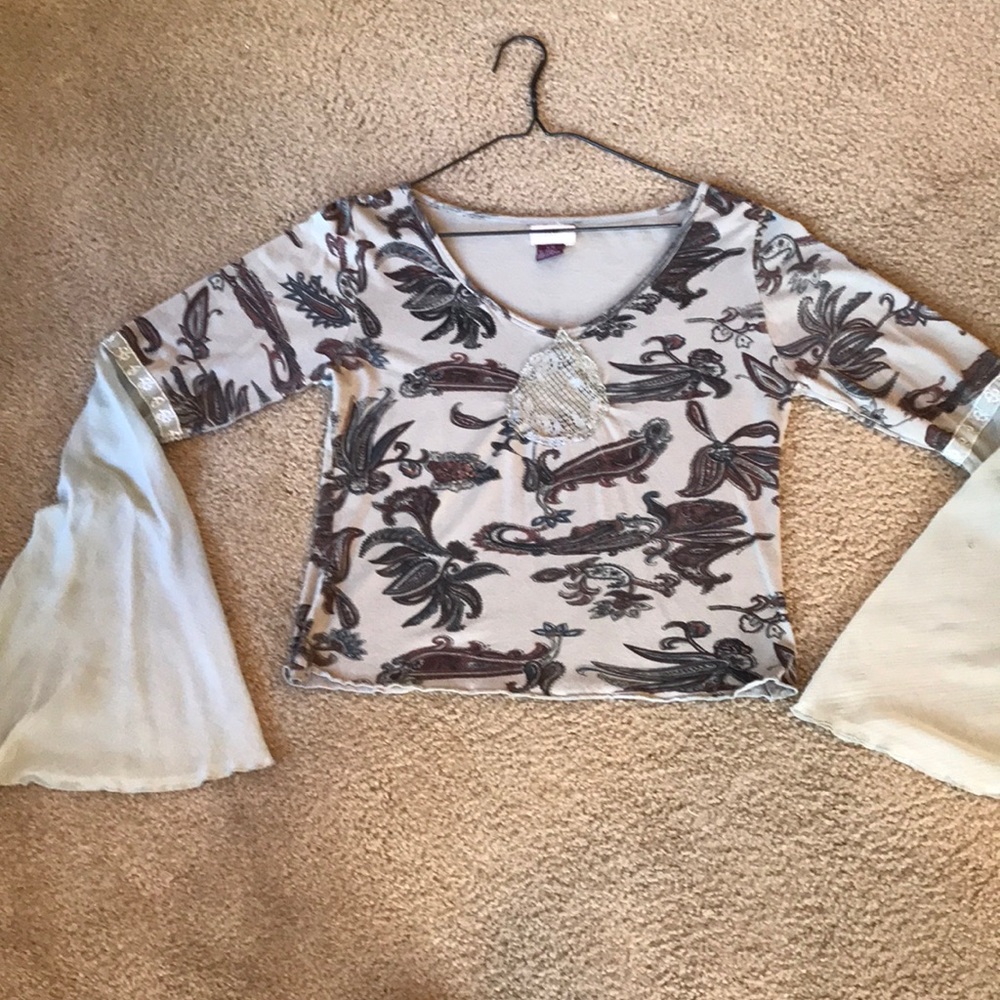 Flare armed sheer sleeve, multi print blouse